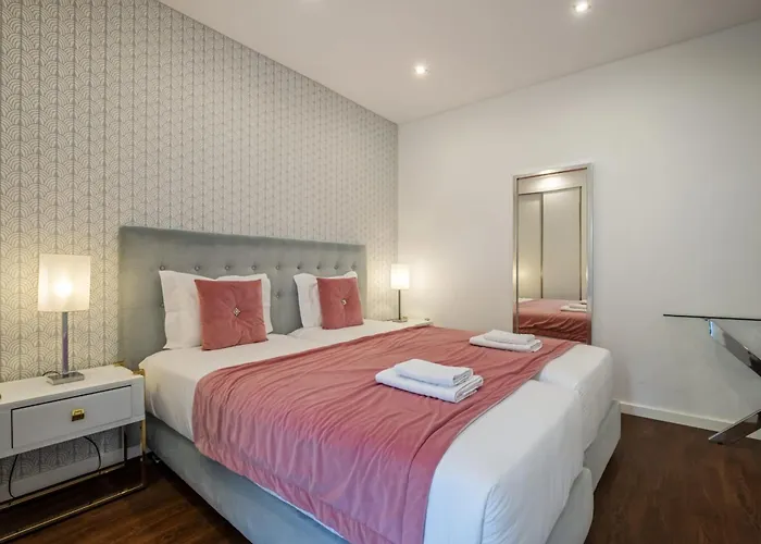 Quinta Da Tia Briosa By Homie *