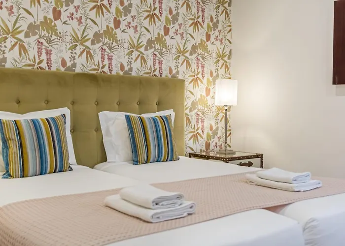 Quinta Da Tia Briosa By Homie *