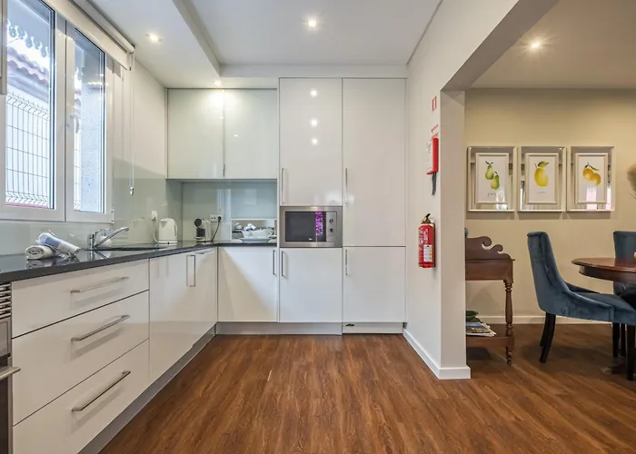 Quinta Da Tia Briosa By Homie *